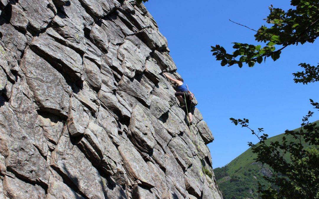 L’escalade en Auvergne : Les roches Tuilière et Sanadoire